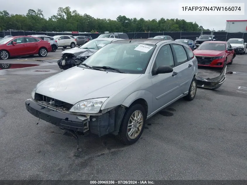 2007 Ford Focus S/Se/Ses VIN: 1FAFP37N47W166074 Lot: 39965356