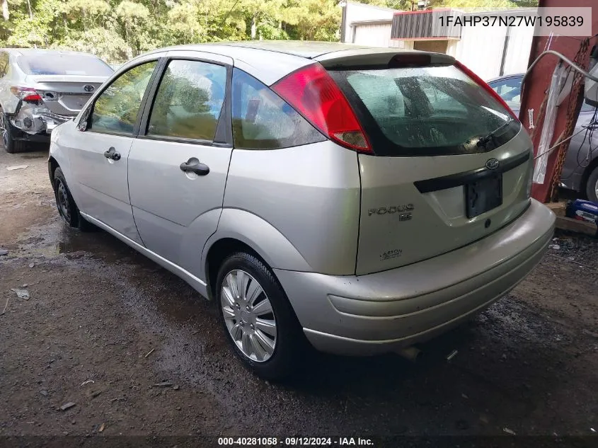 2007 Ford Focus S/Se/Ses VIN: 1FAHP37N27W195839 Lot: 40281058