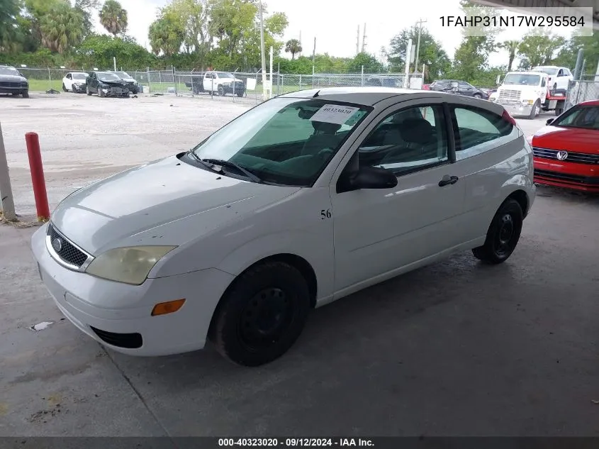 2007 Ford Focus S/Se/Ses VIN: 1FAHP31N17W295584 Lot: 40323020