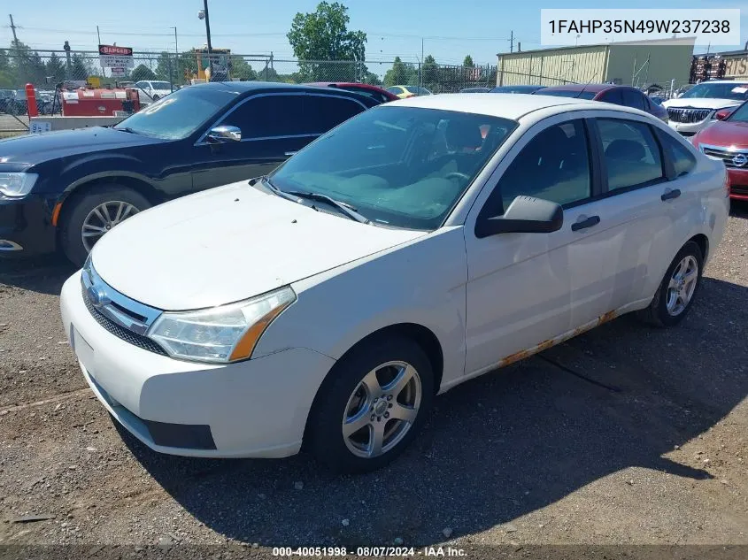 2009 Ford Focus Se VIN: 1FAHP35N49W237238 Lot: 40051998