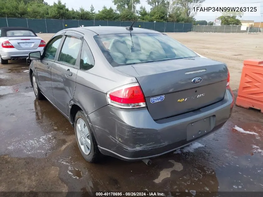 2009 Ford Focus S VIN: 1FAHP34N99W263125 Lot: 40178695