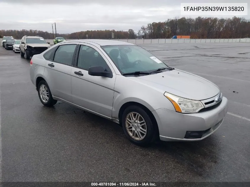 2009 Ford Focus Se VIN: 1FAHP35N39W135820 Lot: 40781094