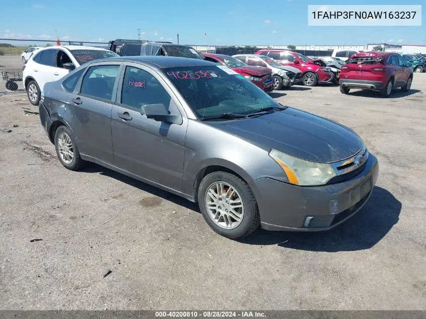 2010 Ford Focus Se VIN: 1FAHP3FN0AW163237 Lot: 40200810