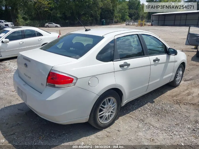 2010 Ford Focus Se VIN: 1FAHP3FN9AW254071 Lot: 40245912