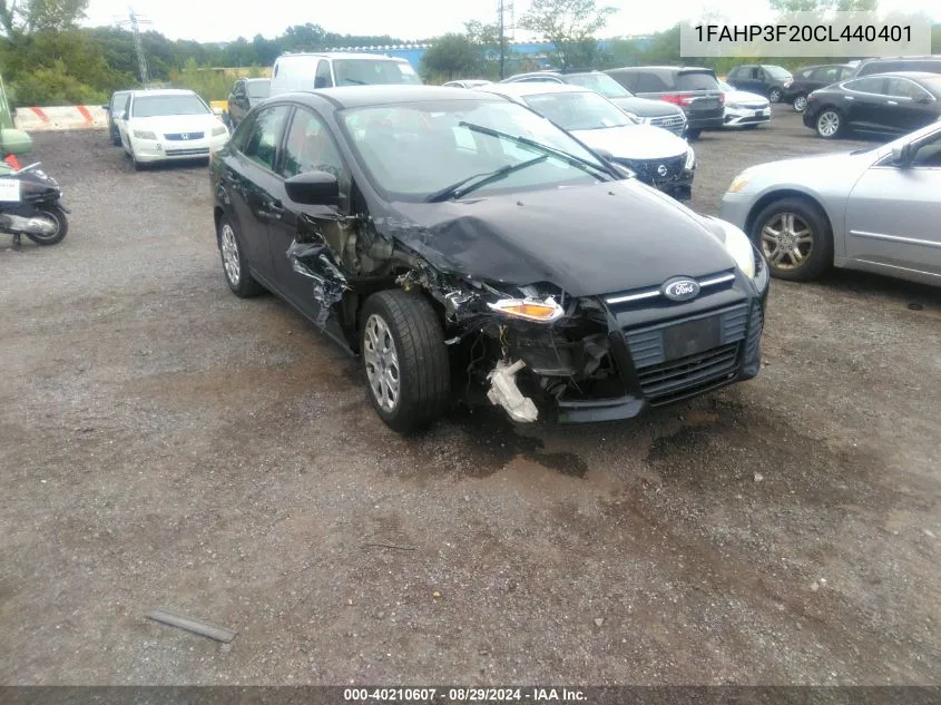 1FAHP3F20CL440401 2012 Ford Focus Se