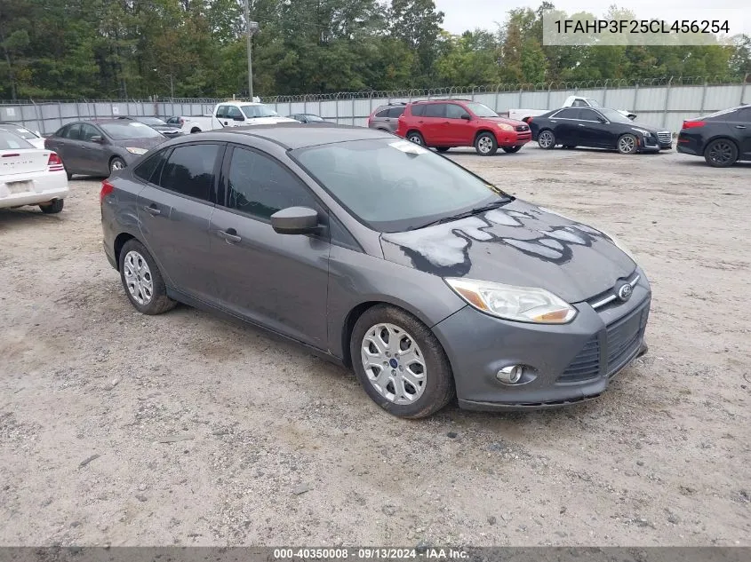 1FAHP3F25CL456254 2012 Ford Focus Se