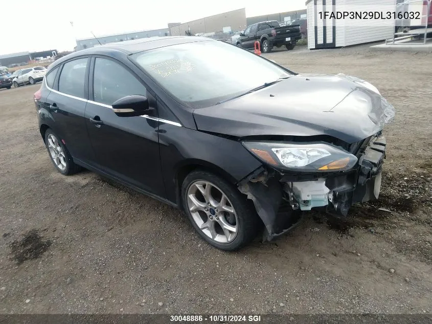 2013 Ford Focus Titanium VIN: 1FADP3N29DL316032 Lot: 30048886