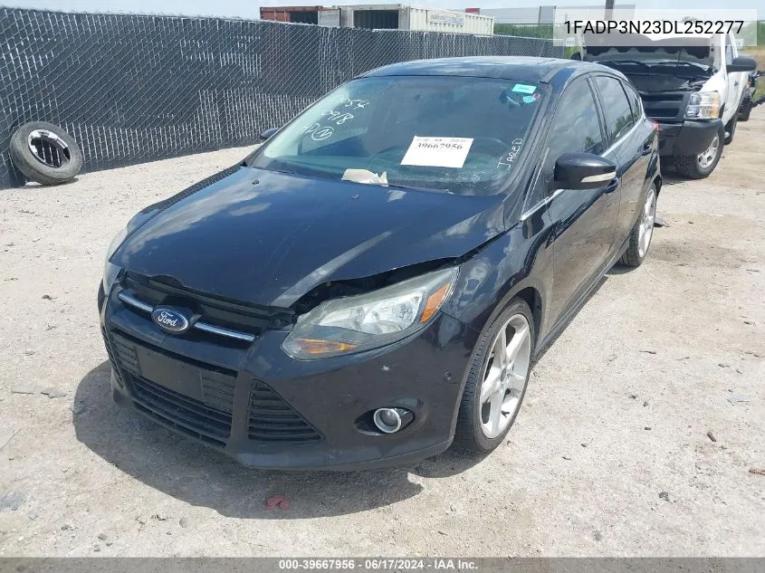 2013 Ford Focus Titanium VIN: 1FADP3N23DL252277 Lot: 39667956