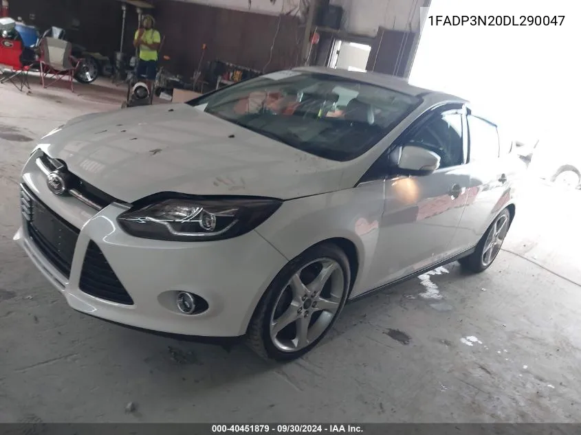 2013 Ford Focus Titanium VIN: 1FADP3N20DL290047 Lot: 40451879