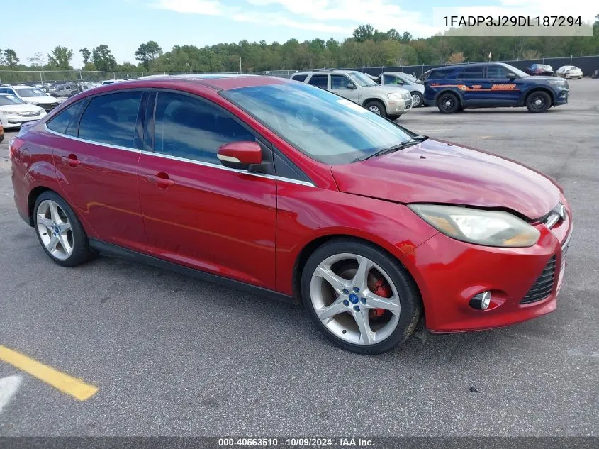 2013 Ford Focus Titanium VIN: 1FADP3J29DL187294 Lot: 40563510