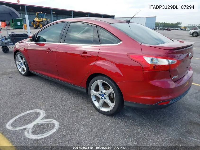 2013 Ford Focus Titanium VIN: 1FADP3J29DL187294 Lot: 40563510