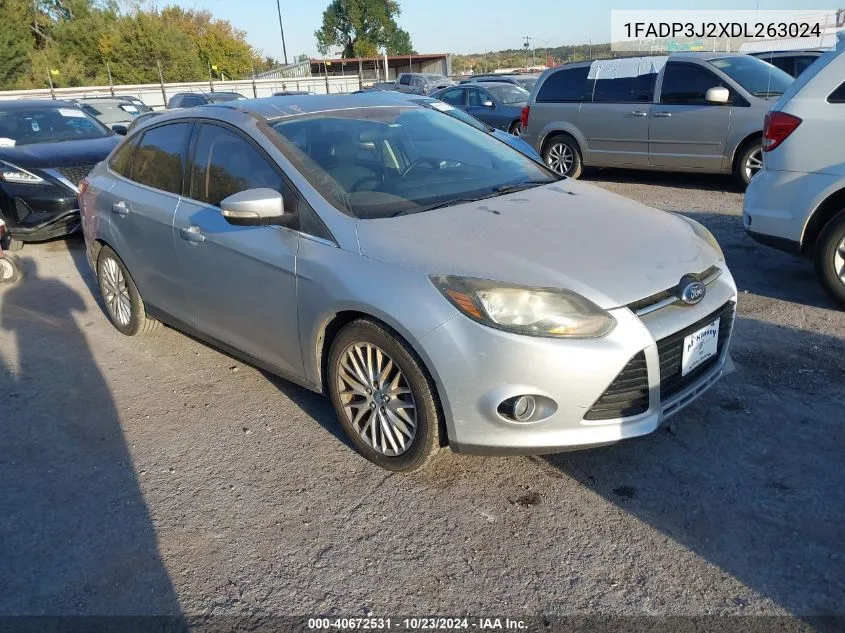 2013 Ford Focus Titanium VIN: 1FADP3J2XDL263024 Lot: 40672531