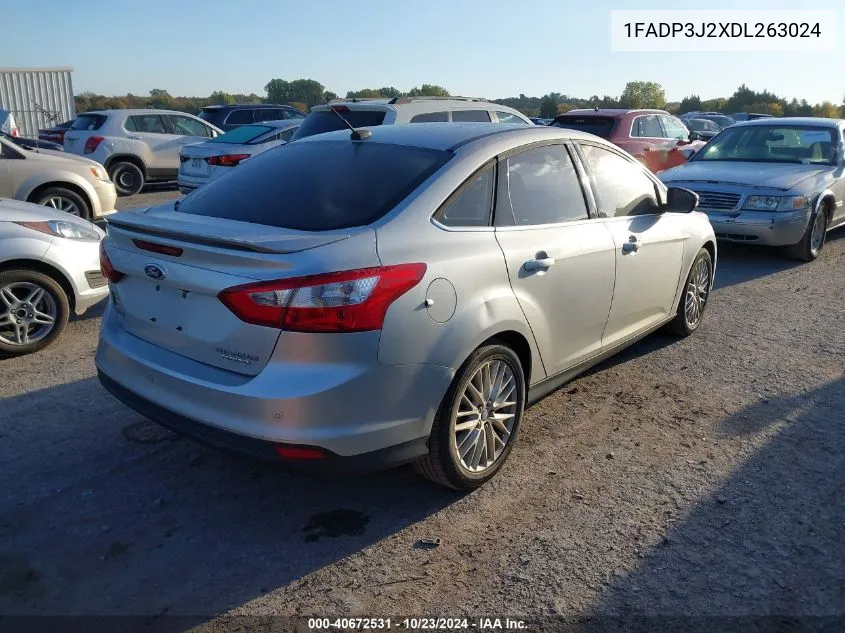 2013 Ford Focus Titanium VIN: 1FADP3J2XDL263024 Lot: 40672531