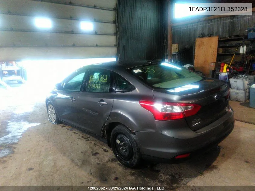 1FADP3F21EL352328 2014 Ford Focus Se