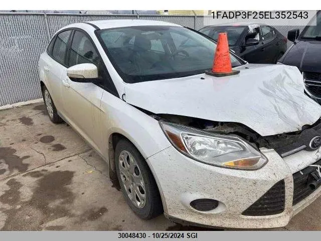 2014 Ford Focus Se VIN: 1FADP3F25EL352543 Lot: 30048430