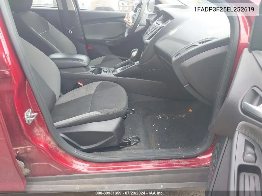 1FADP3F25EL252619 2014 Ford Focus Se