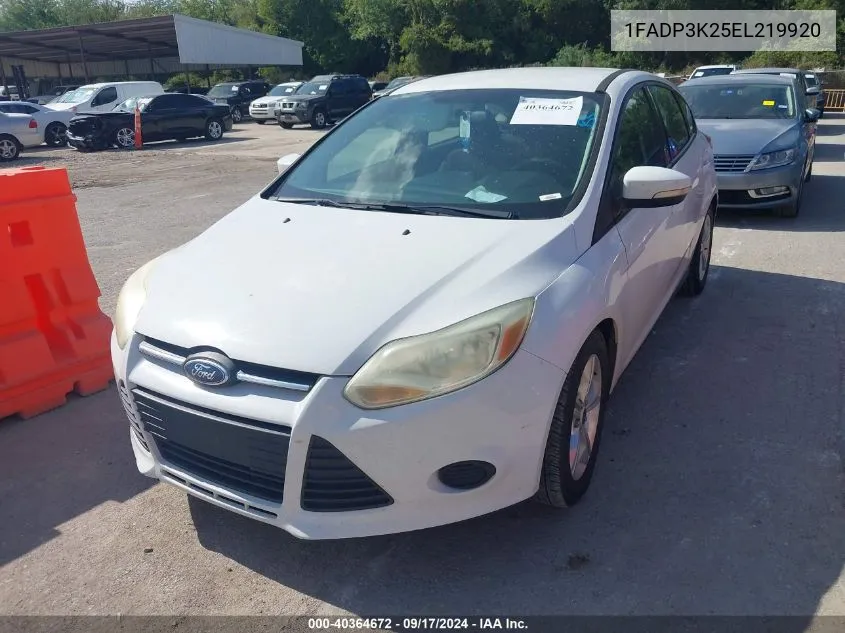 2014 Ford Focus Se VIN: 1FADP3K25EL219920 Lot: 40364672