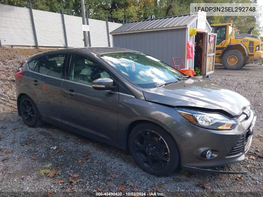 2014 Ford Focus Titanium VIN: 1FADP3N25EL292748 Lot: 40490430