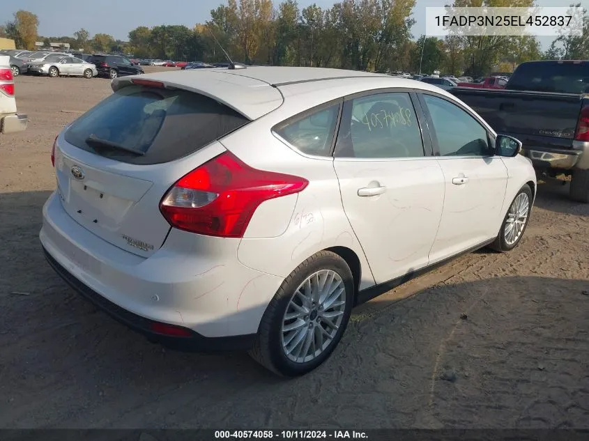 2014 Ford Focus Titanium VIN: 1FADP3N25EL452837 Lot: 40574058