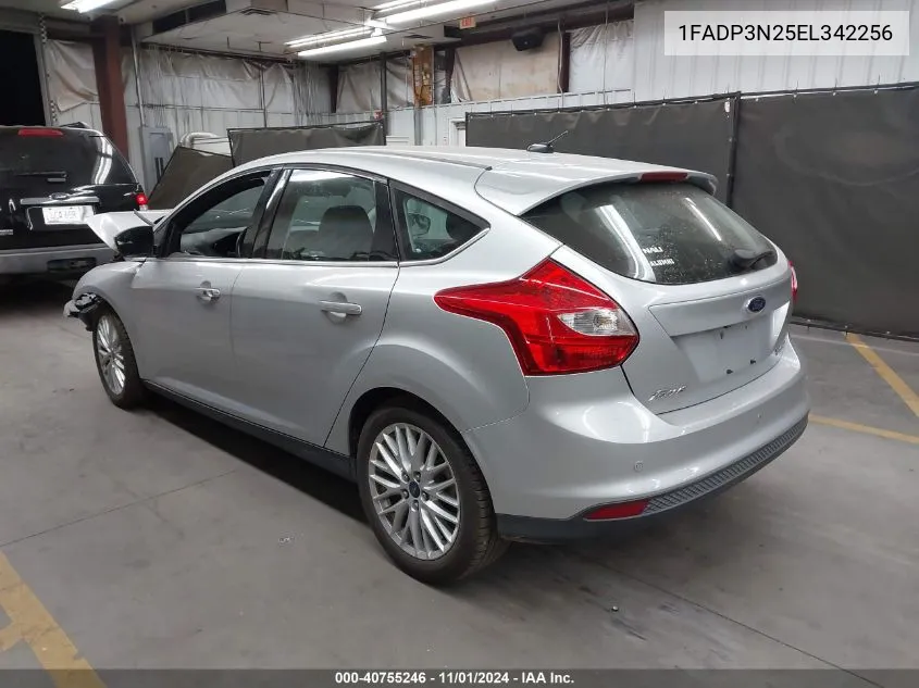 2014 Ford Focus Titanium VIN: 1FADP3N25EL342256 Lot: 40755246