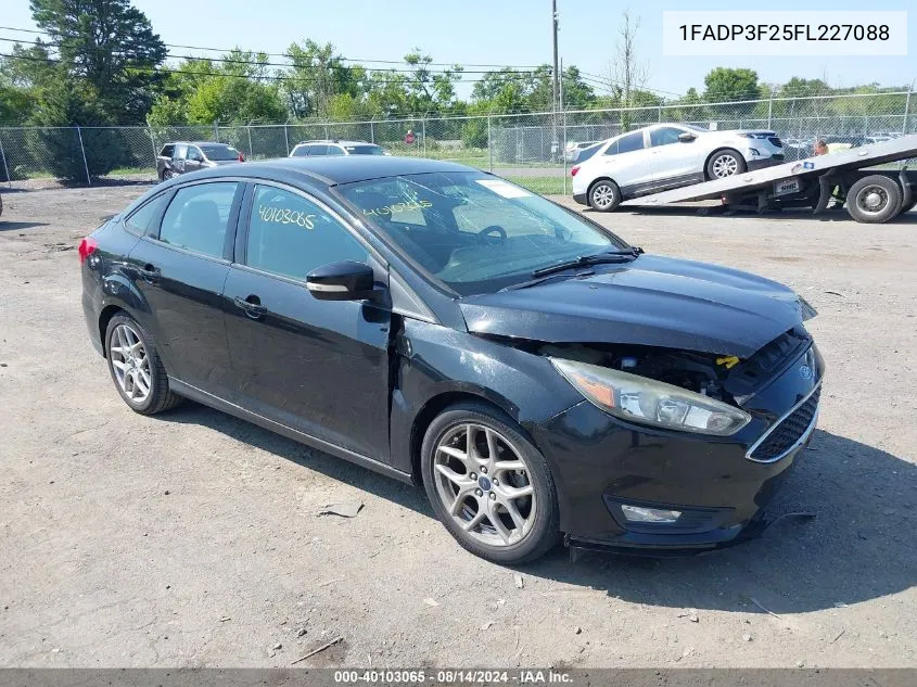 2015 Ford Focus Se VIN: 1FADP3F25FL227088 Lot: 40103065