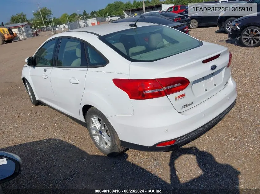 1FADP3F23FL365910 2015 Ford Focus Se