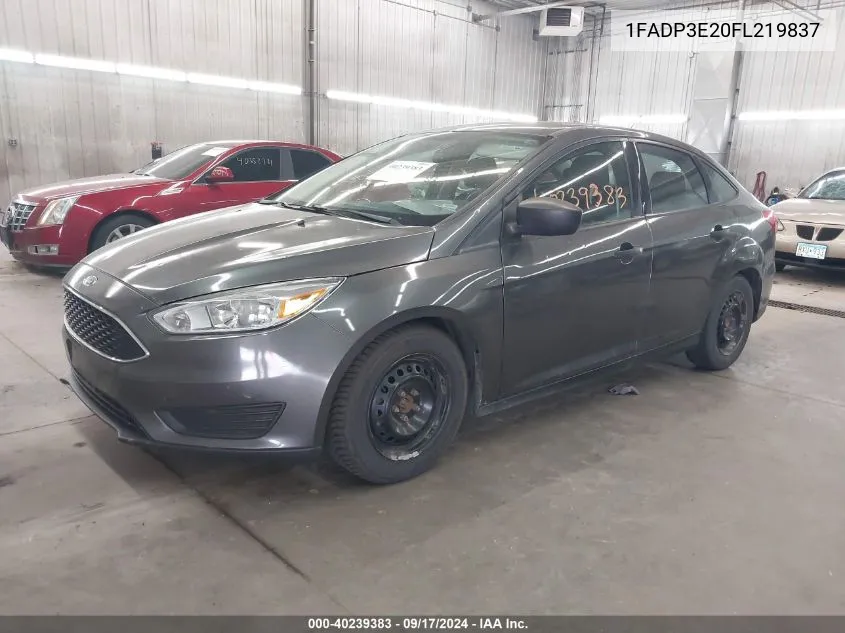 2015 Ford Focus S VIN: 1FADP3E20FL219837 Lot: 40239383