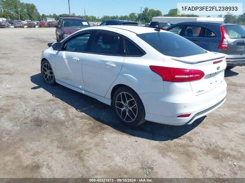 2015 Ford Focus Se VIN: 1FADP3FE2FL238933 Lot: 40321573