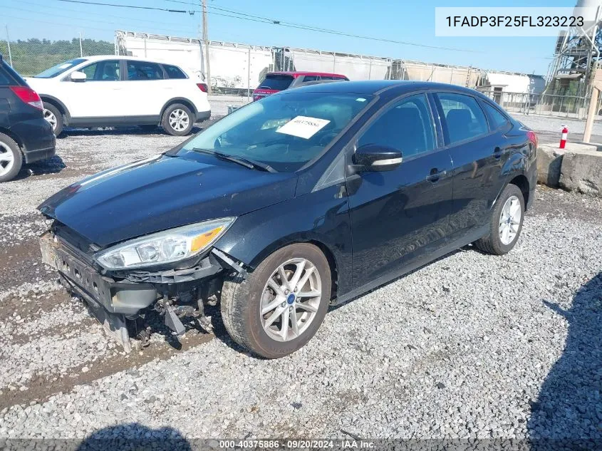 2015 Ford Focus Se VIN: 1FADP3F25FL323223 Lot: 40375886