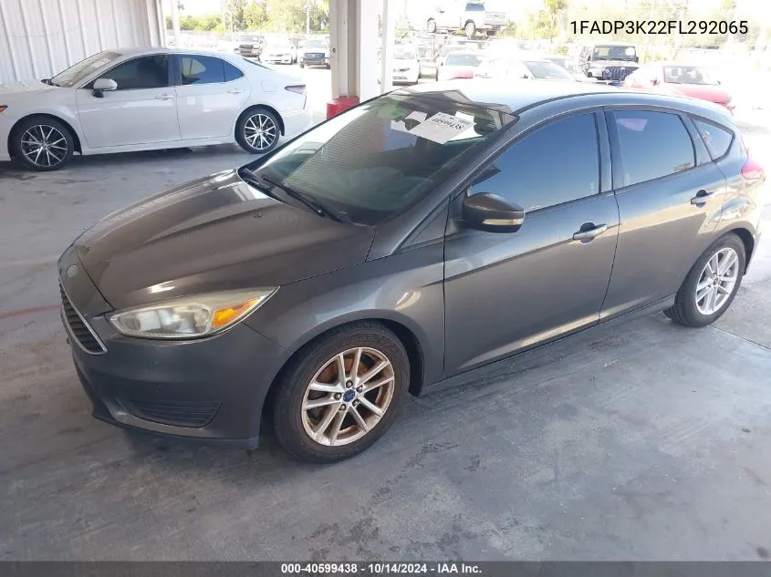 2015 Ford Focus Se VIN: 1FADP3K22FL292065 Lot: 40599438