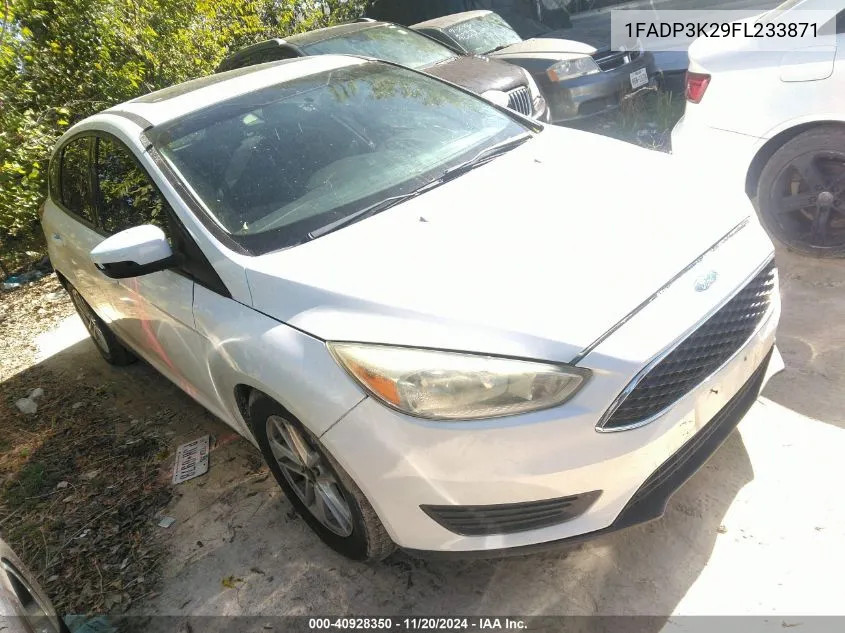 2015 Ford Focus Se VIN: 1FADP3K29FL233871 Lot: 40928350