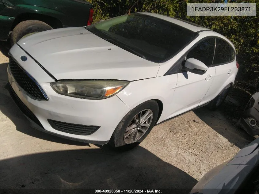 2015 Ford Focus Se VIN: 1FADP3K29FL233871 Lot: 40928350