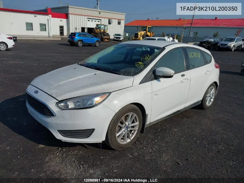 2016 Ford Focus Se VIN: 1FADP3K21GL200350 Lot: 12098981