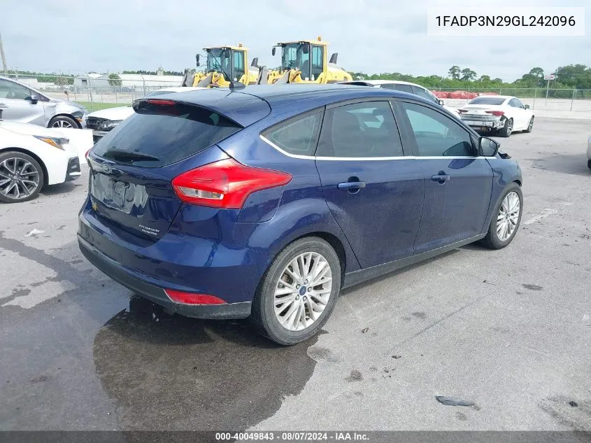 1FADP3N29GL242096 2016 Ford Focus Titanium