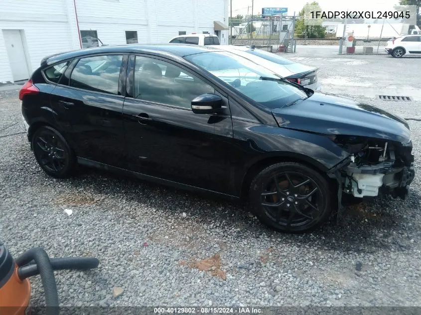 1FADP3K2XGL249045 2016 Ford Focus Se