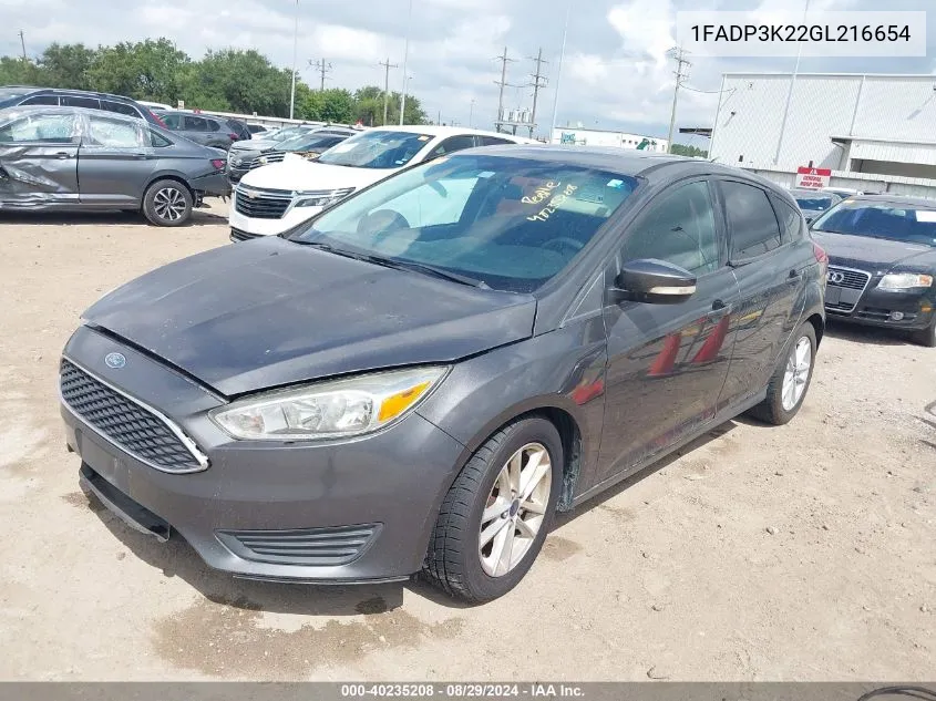 2016 Ford Focus Se VIN: 1FADP3K22GL216654 Lot: 40235208