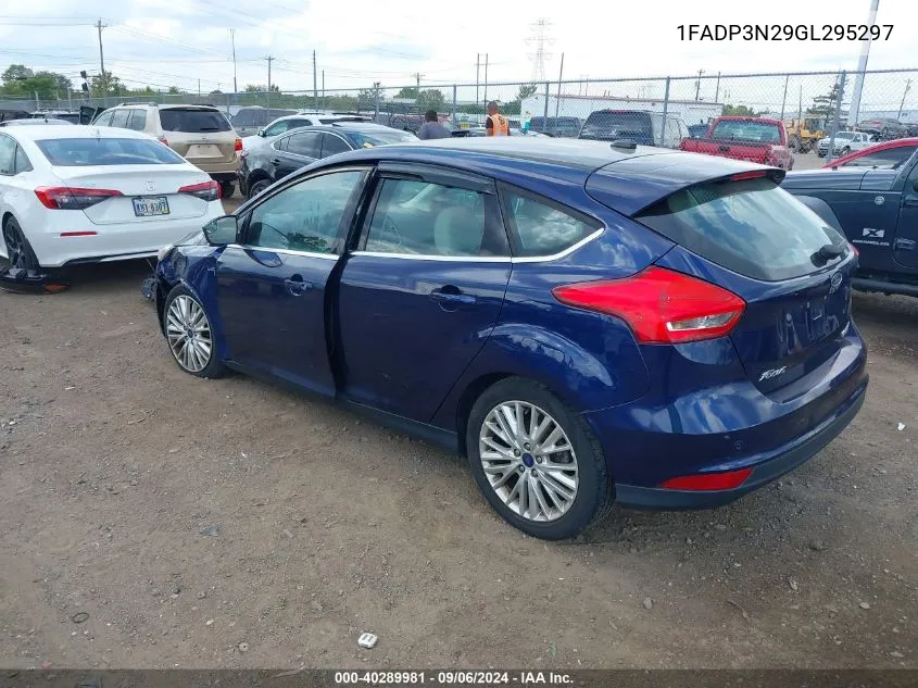 1FADP3N29GL295297 2016 Ford Focus Titanium