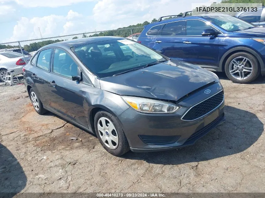 2016 Ford Focus S VIN: 1FADP3E21GL376133 Lot: 40410273