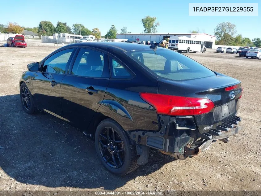 2016 Ford Focus Se VIN: 1FADP3F27GL229555 Lot: 40444391