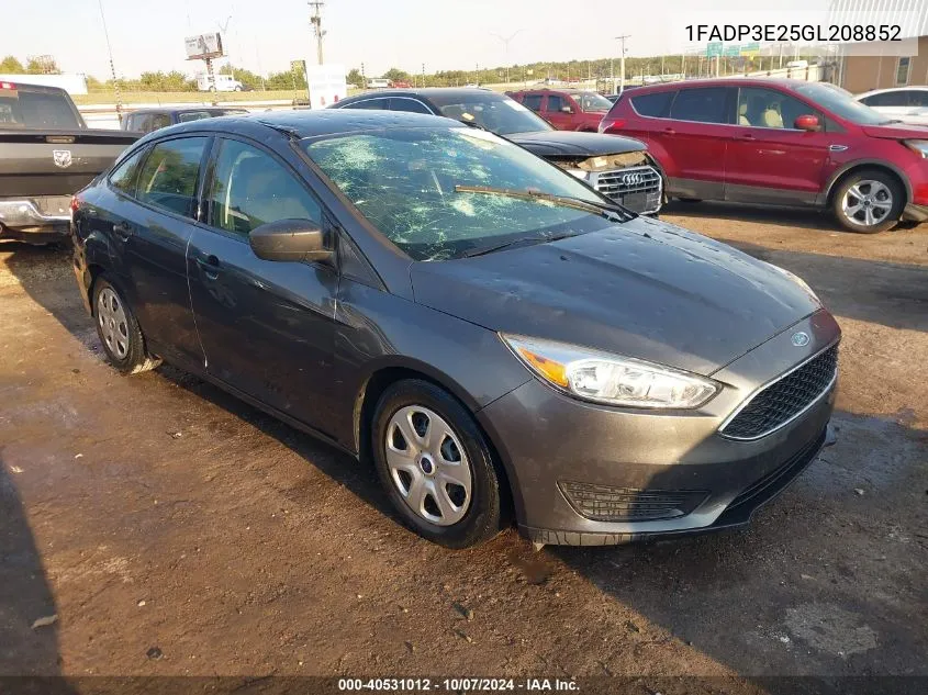 2016 Ford Focus S VIN: 1FADP3E25GL208852 Lot: 40531012