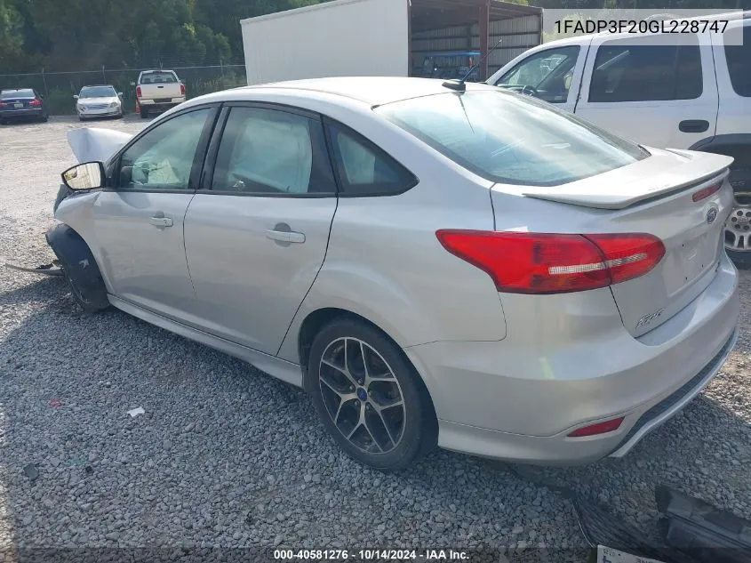 2016 Ford Focus Se VIN: 1FADP3F20GL228747 Lot: 40581276