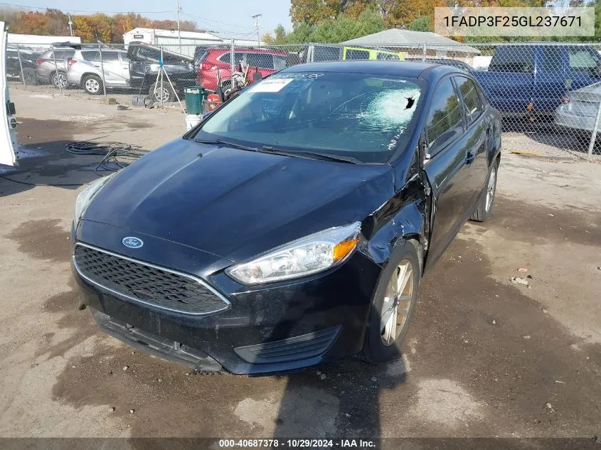 2016 Ford Focus Se VIN: 1FADP3F25GL237671 Lot: 40687378