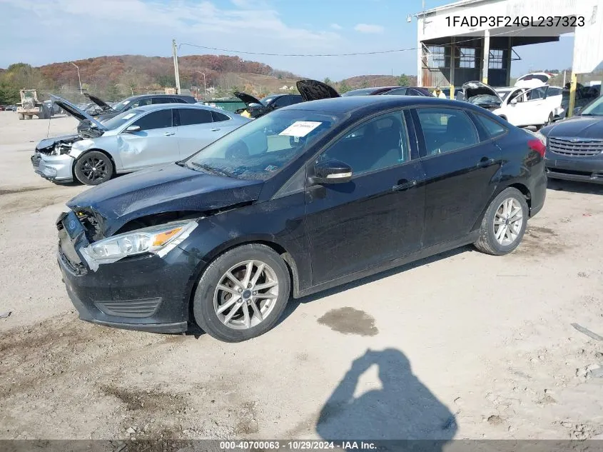 2016 Ford Focus Se VIN: 1FADP3F24GL237323 Lot: 40700063