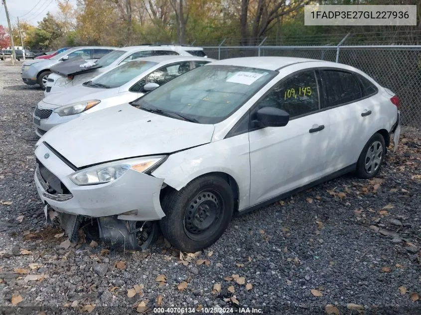 2016 Ford Focus S VIN: 1FADP3E27GL227936 Lot: 40706134