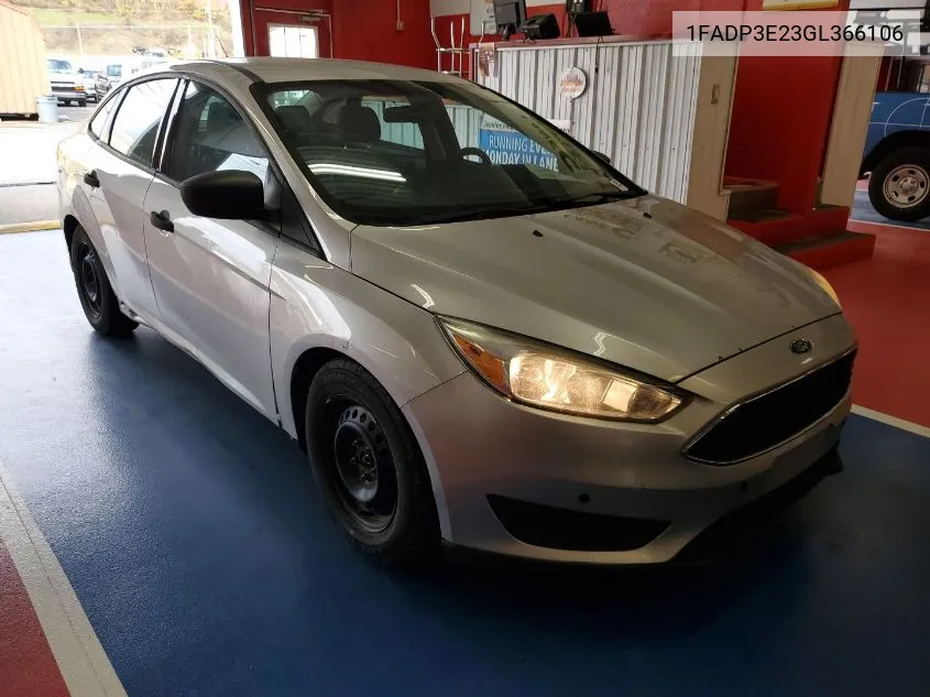 2016 Ford Focus S VIN: 1FADP3E23GL366106 Lot: 40746565