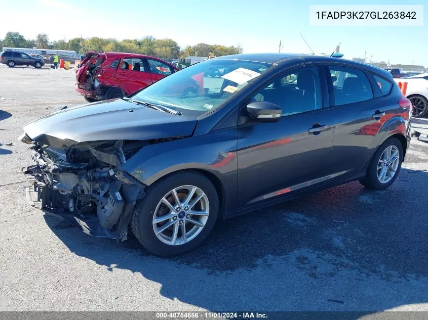 2016 Ford Focus Se VIN: 1FADP3K27GL263842 Lot: 40754886