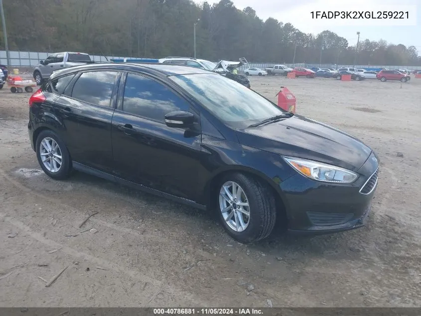 1FADP3K2XGL259221 2016 Ford Focus Se