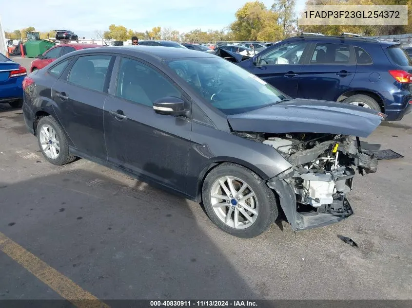 1FADP3F23GL254372 2016 Ford Focus Se