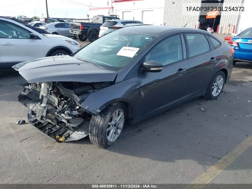 1FADP3F23GL254372 2016 Ford Focus Se