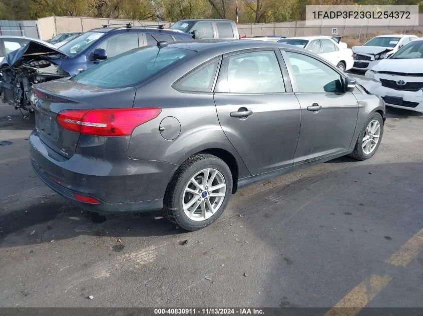 1FADP3F23GL254372 2016 Ford Focus Se